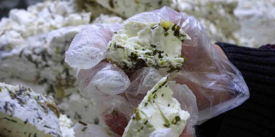 Sadece sofralık değil artık hediyelik de alıyorlar! Van’ın geleneksel lezzetine yoğun talep: Türkiye’nin dört bir yanına gidiyor 2